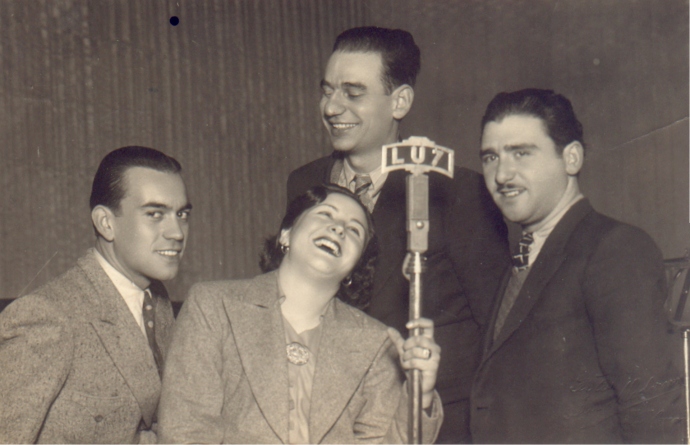 5 de Julio de 1937. En la Radio con Salotti y Servidio.