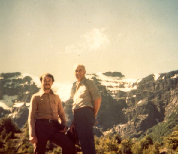 Mario R. y Mario J. en Bariloche, 1974.